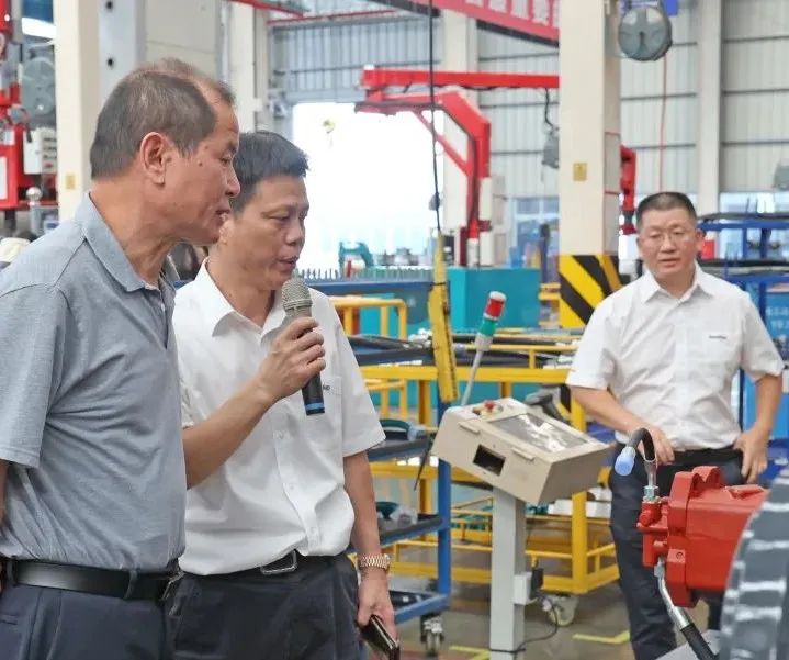 农业农村部农业机械化管理司调研山河智能